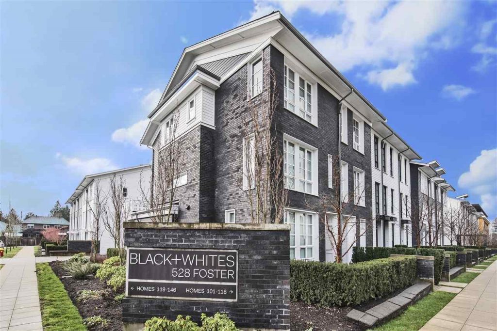Black+Whites | 528 Foster Ave