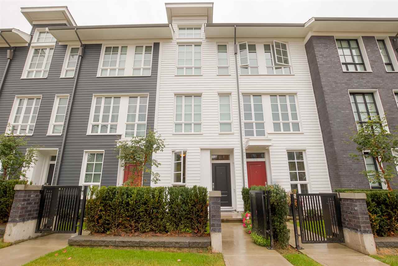 Black+Whites | 548 Foster Ave