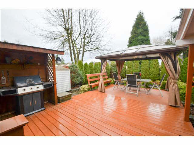 614 Girard Avenue, Coquitlam 15