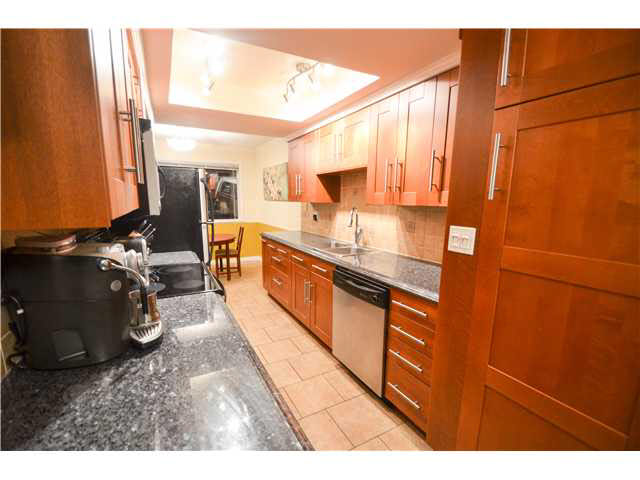 614 Girard Avenue, Coquitlam 6
