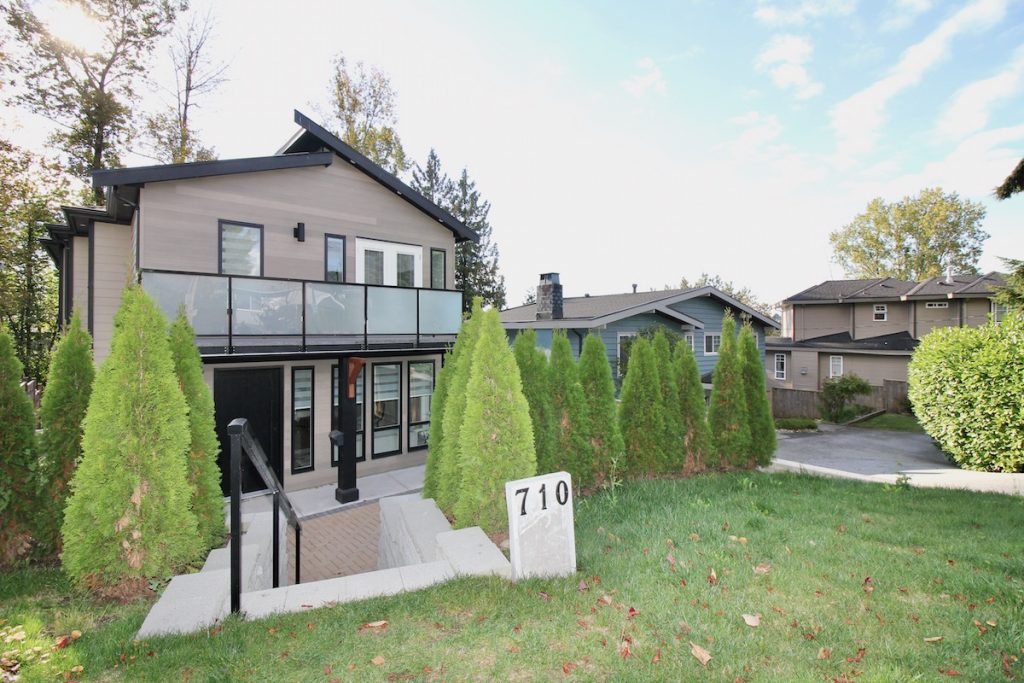 710 Alderson Avenue, Coquitlam