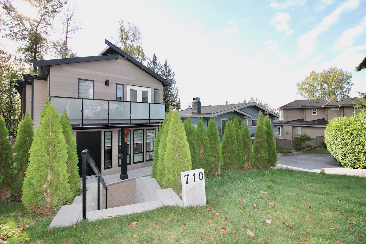 710 Alderson Avenue, Coquitlam