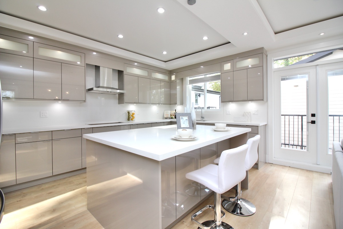 710 Alderson Avenue, Coquitlam 12