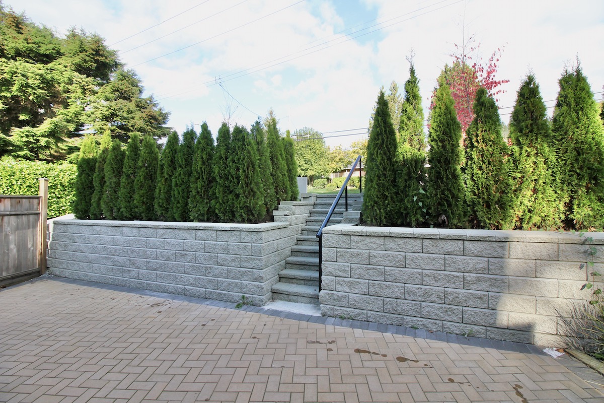 710 Alderson Avenue, Coquitlam 3