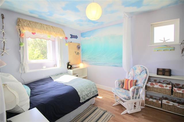 767 Edgar Ave, Coquitlam 9
