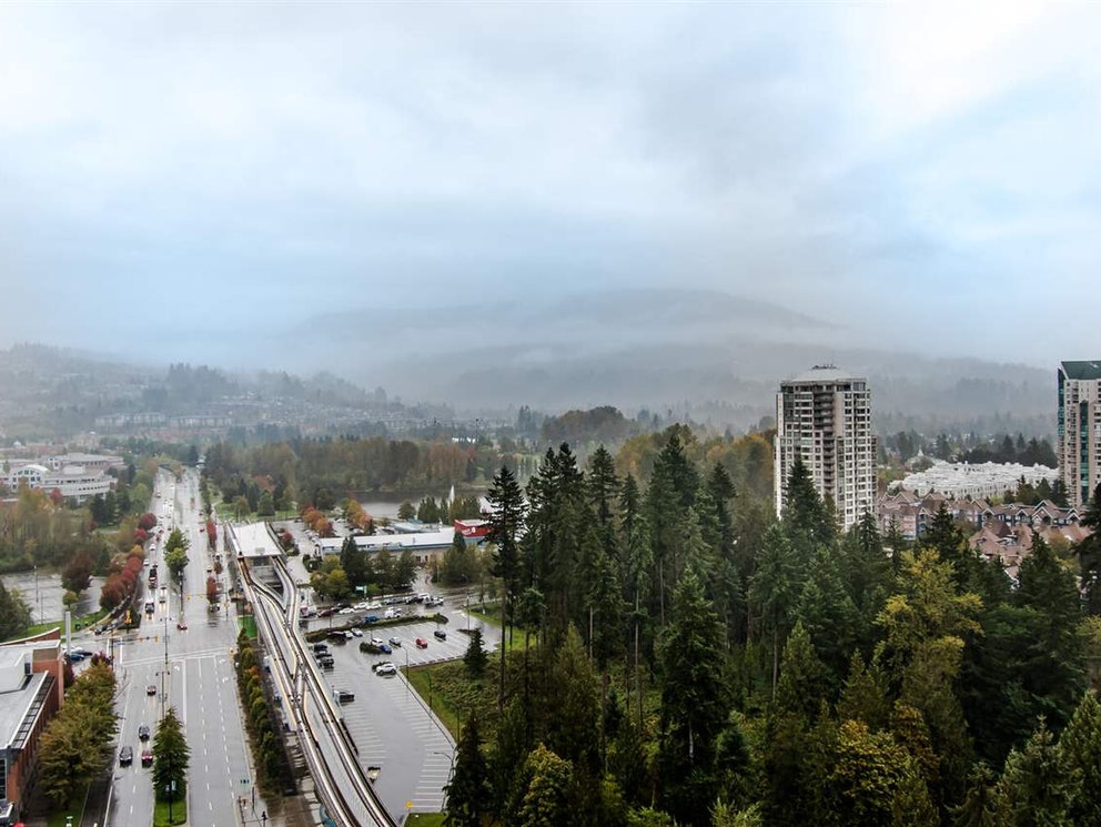 2703 3008 Glen Drive, Coquitlam 12