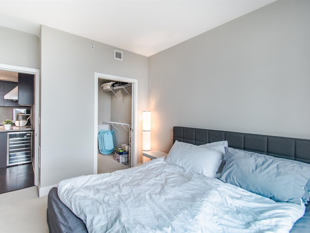 2703 3008 Glen Drive, Coquitlam 16