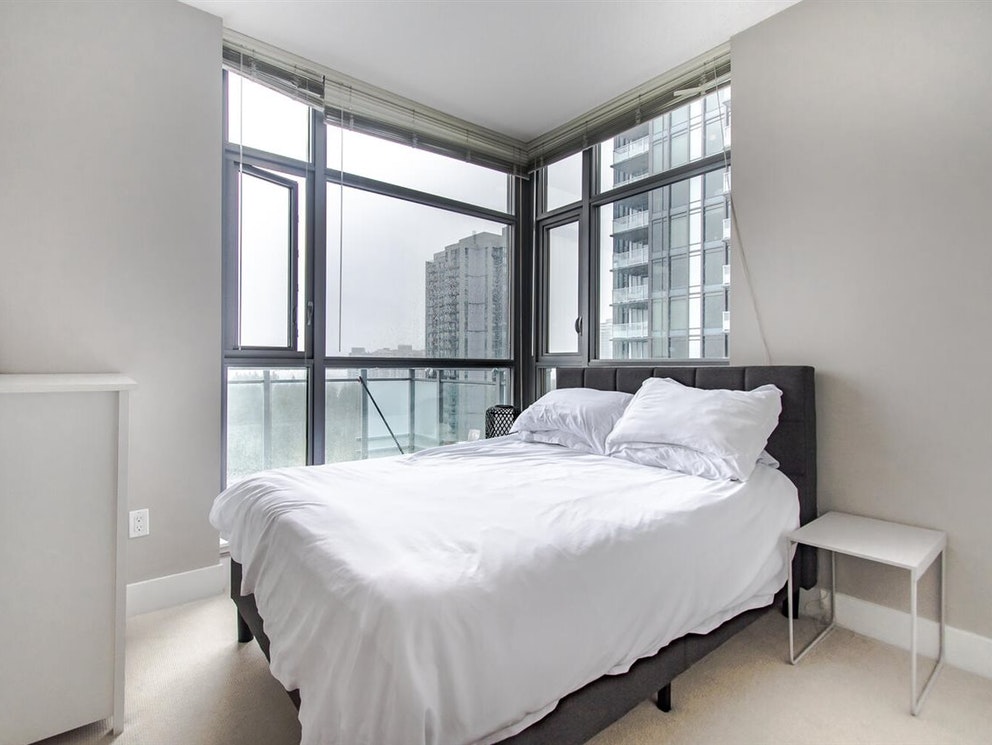 2703 3008 Glen Drive, Coquitlam 19
