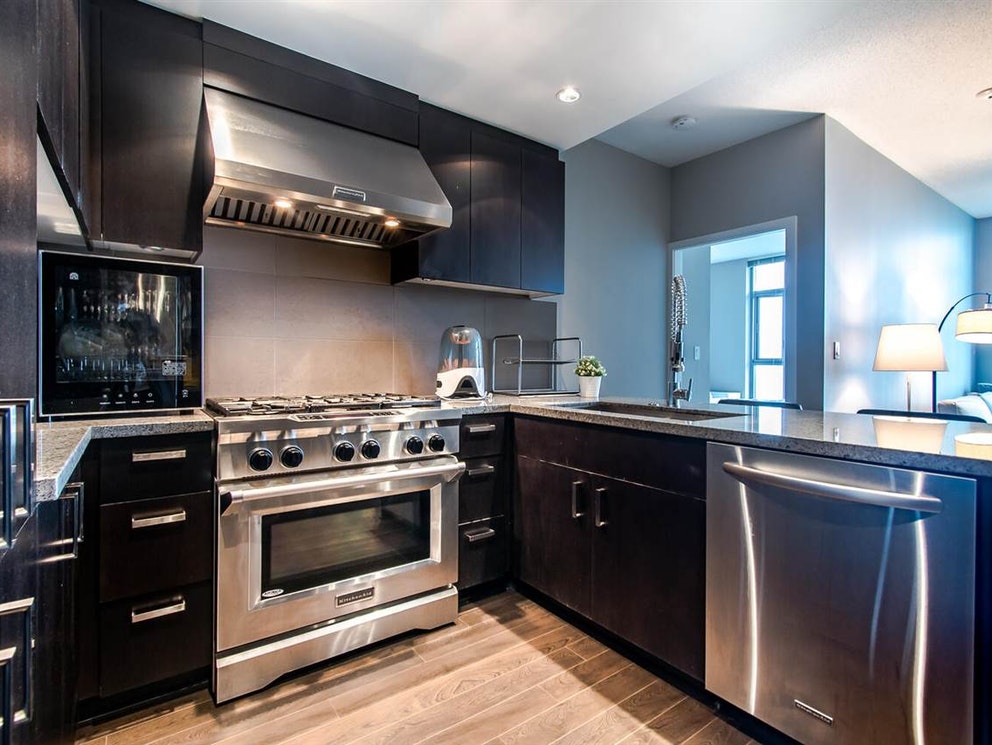 2703 3008 Glen Drive, Coquitlam 4