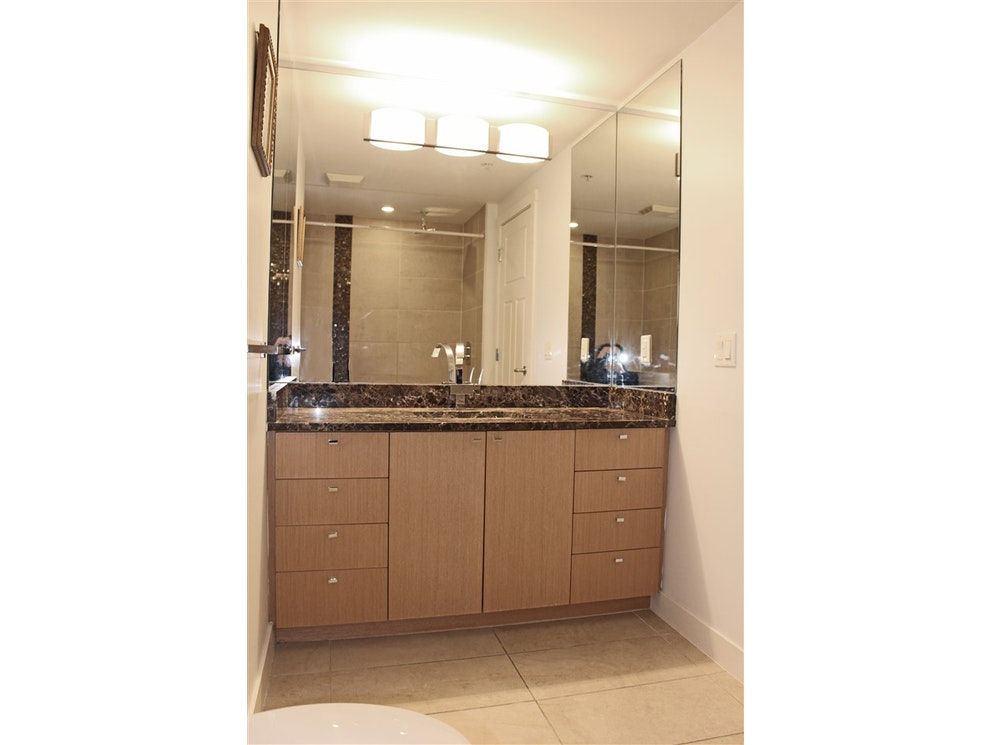 504 2978 Glen Drive, Coquitlam 13