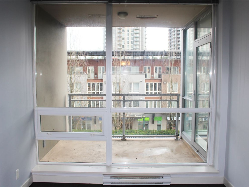 504 2978 Glen Drive, Coquitlam 16