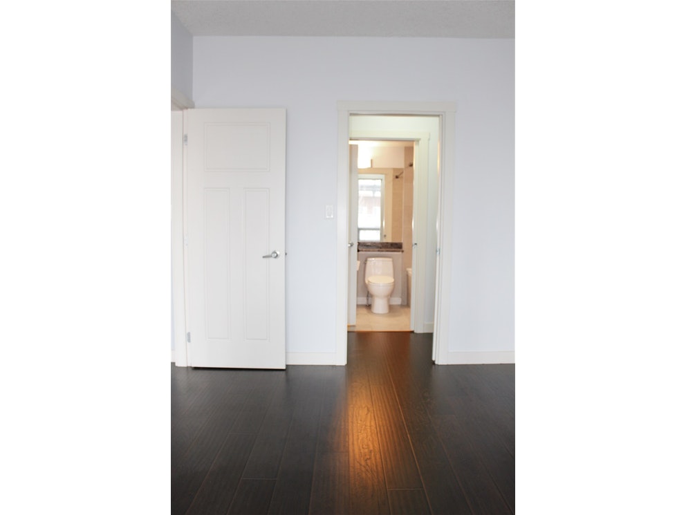 504 2978 Glen Drive, Coquitlam 17
