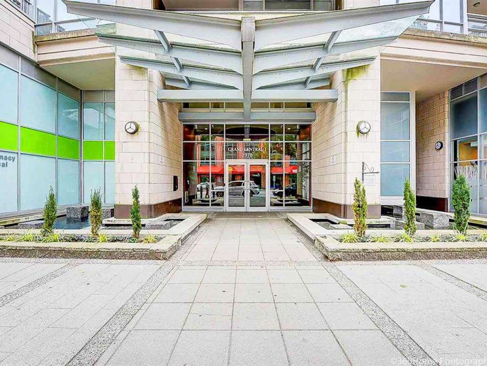 504 2978 Glen Drive, Coquitlam 2