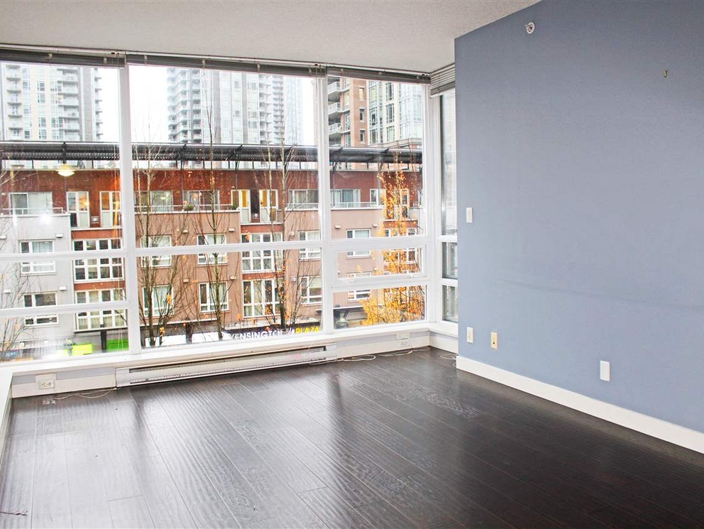504 2978 Glen Drive, Coquitlam 4