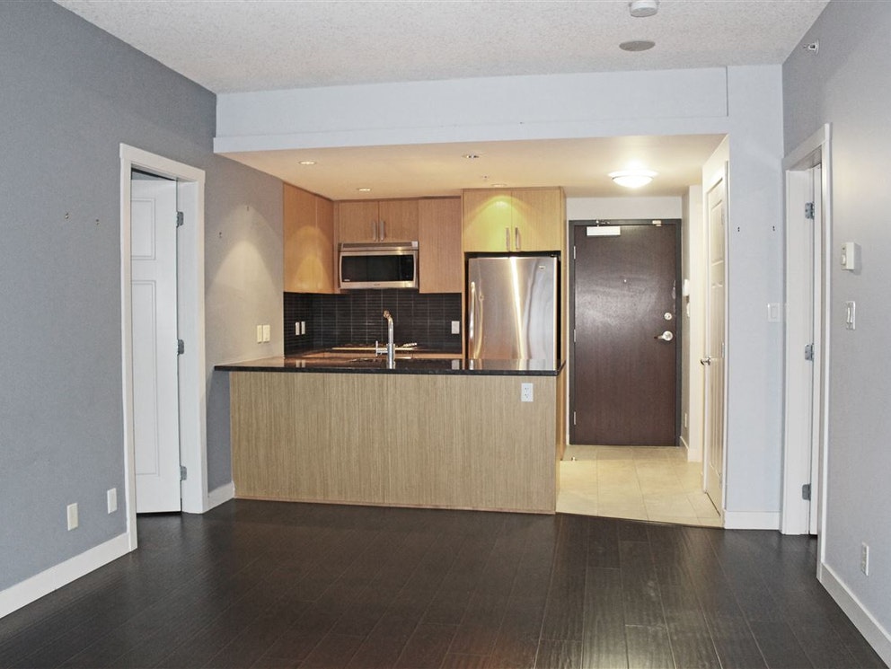 504 2978 Glen Drive, Coquitlam 5