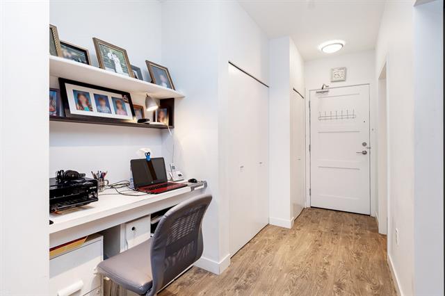 302 608 Como Lake Ave, Coquitlam 21