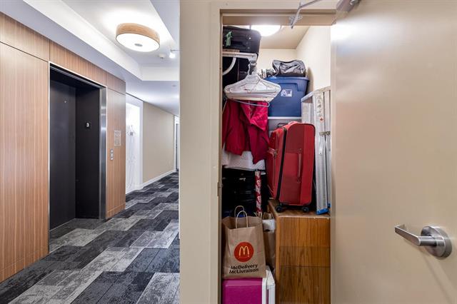 302 608 Como Lake Ave, Coquitlam 25