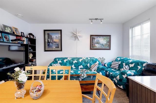 302 608 Como Lake Ave, Coquitlam 7
