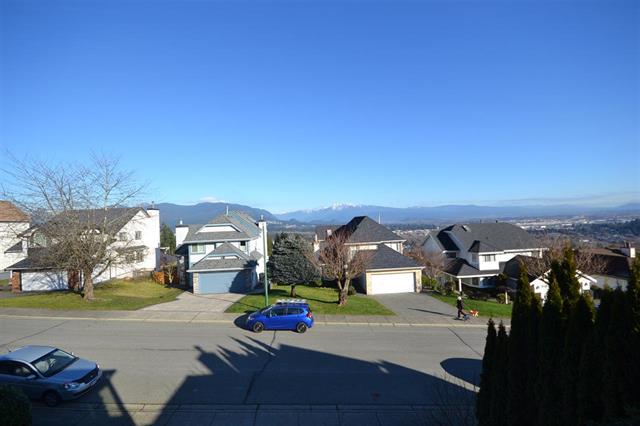 2756 Mara Dr, Coquitlam 38