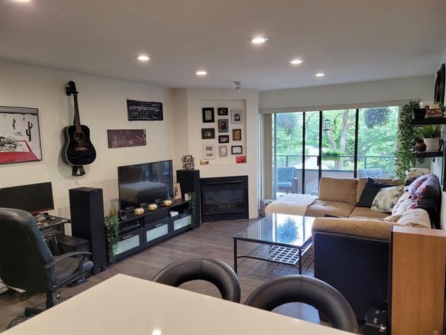 218 2915 Glen Drive, Coquitlam 3