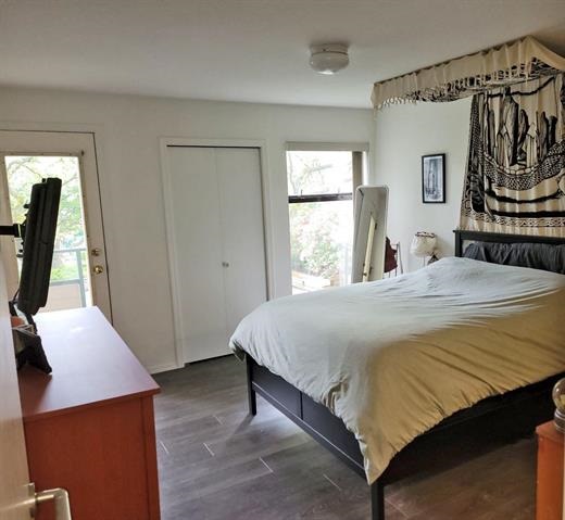 218 2915 Glen Drive, Coquitlam 9