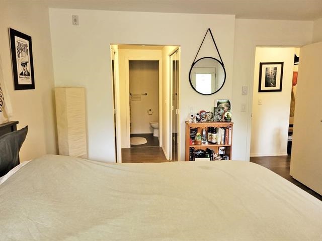 218 2915 Glen Drive, Coquitlam 10
