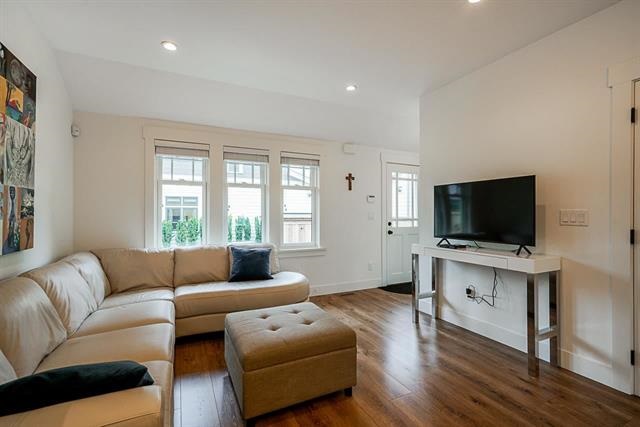 903 Walls Avenue, Coquitlam 11