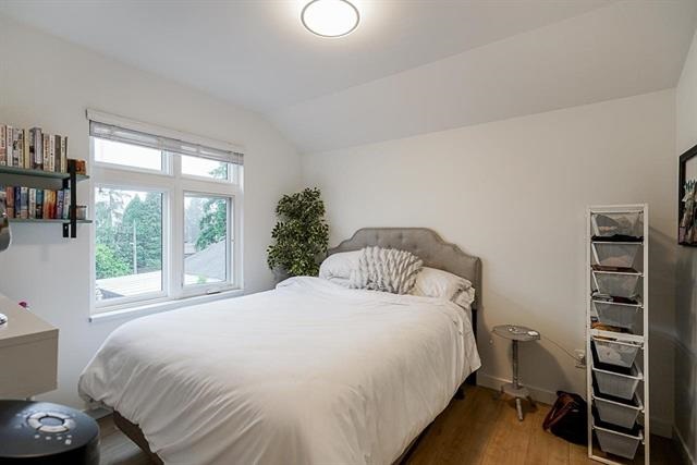 903 Walls Avenue, Coquitlam 34