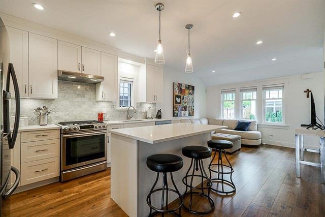 903 Walls Avenue, Coquitlam 8
