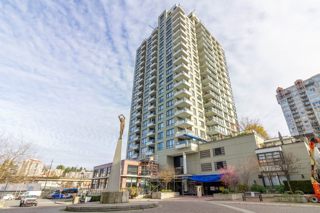 1304 1 Renaissance Square, New Westminster