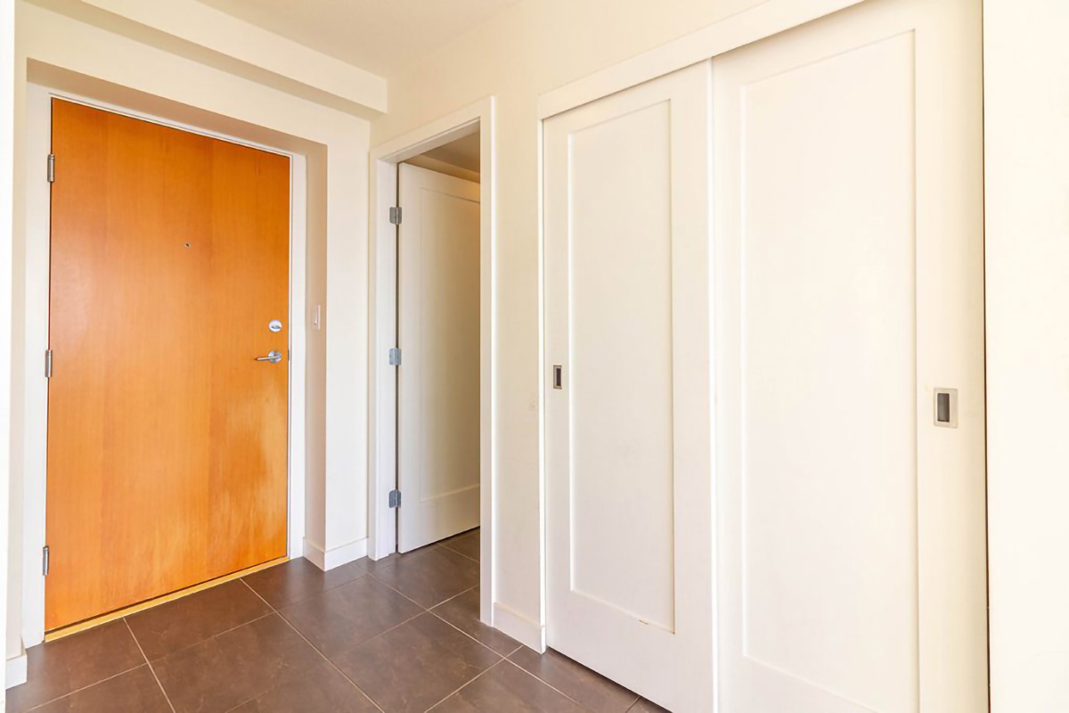 1304 1 Renaissance Square, New Westminster 16