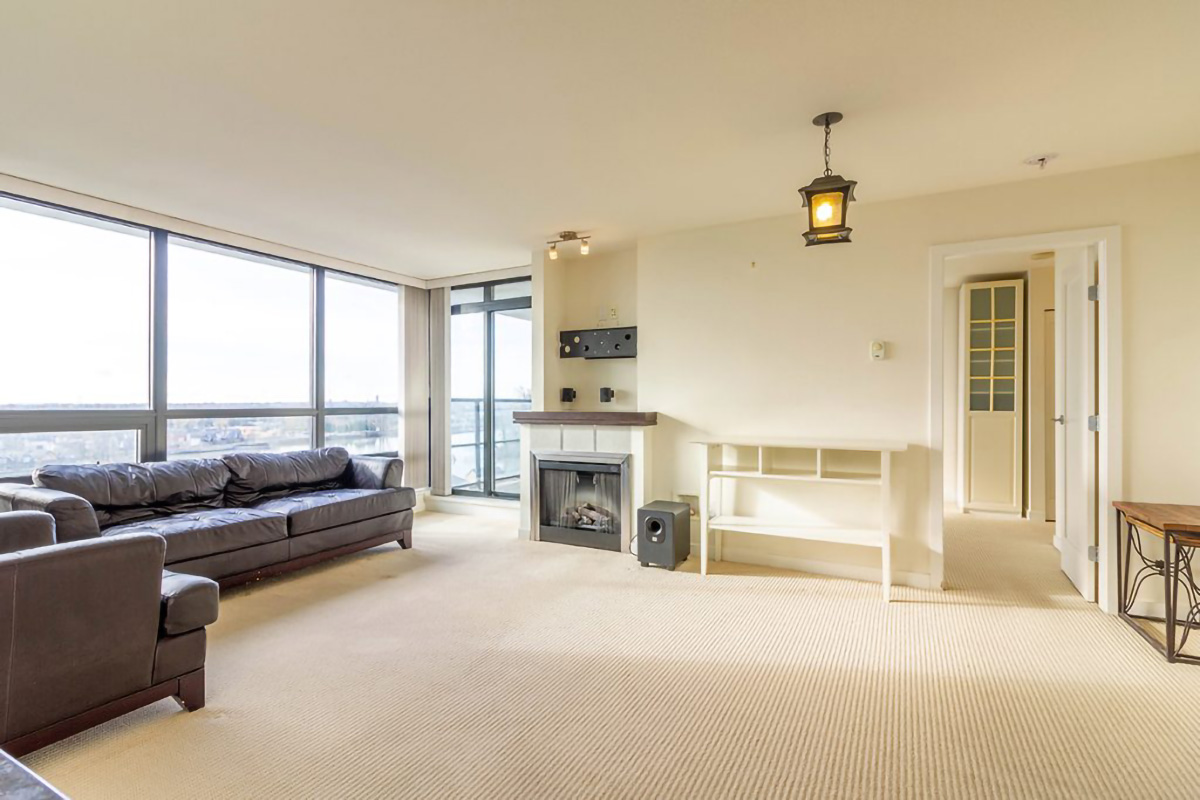 1304 1 Renaissance Square, New Westminster 4