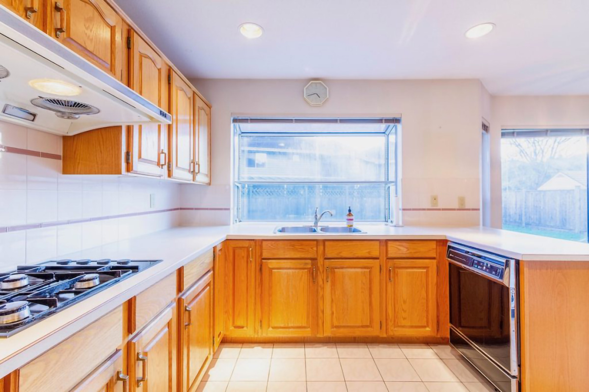9838 Tuttle Avenue, Richmond 10