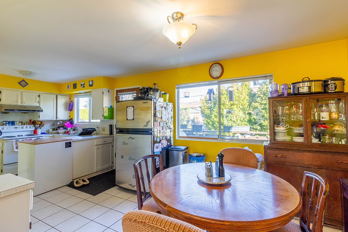 6523 6525 Lochdale Street, Burnaby North 11