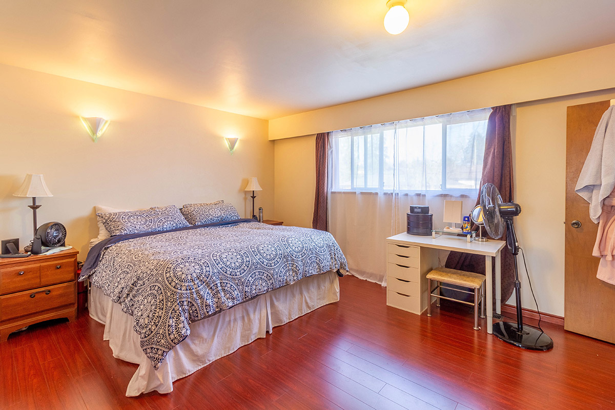 6523 6525 Lochdale Street, Burnaby North 7