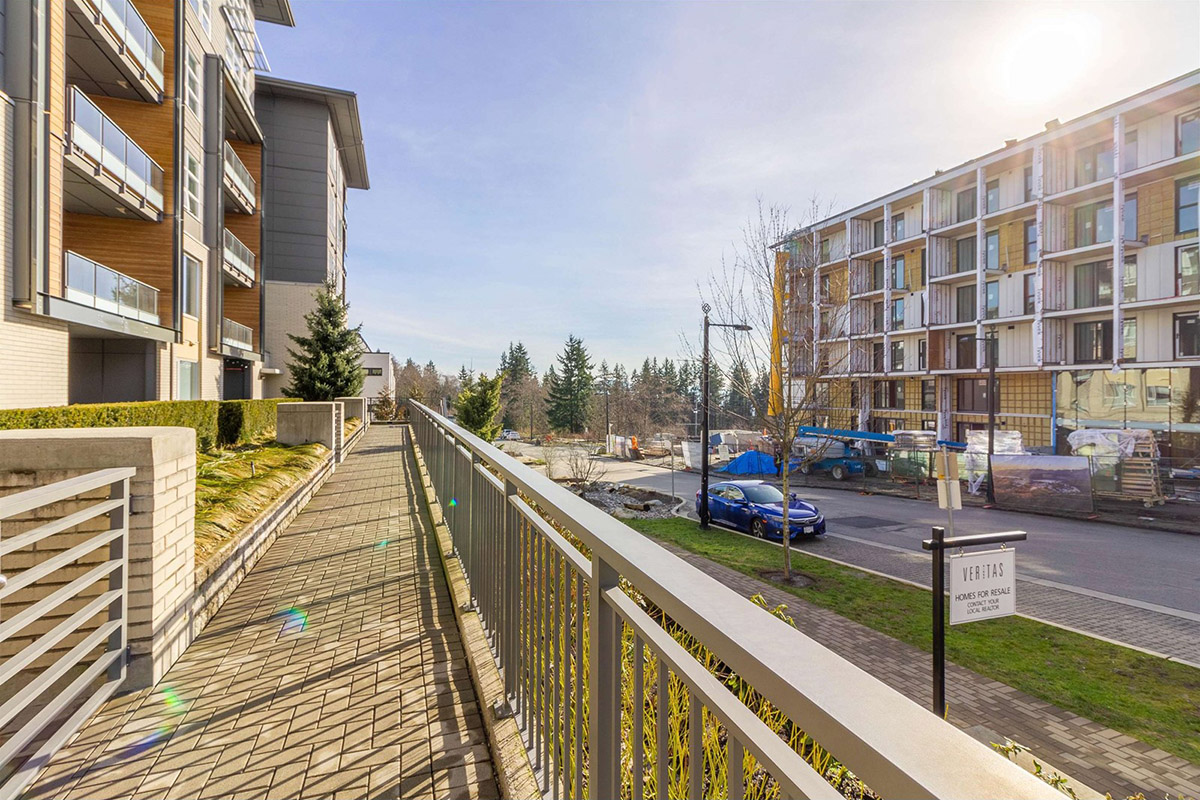 510 9877 University Crescent, Burnaby North 25