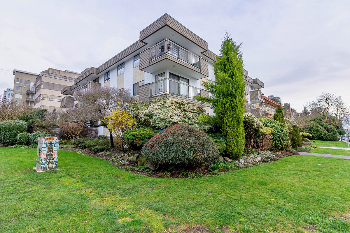 304 1650 Chesterfield Avenue, North Vancouver 29
