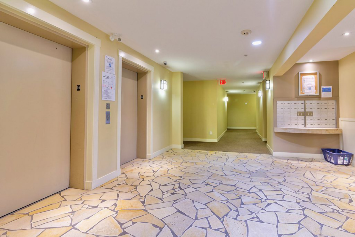 105 6508 Denbigh Avenue, Burnaby South 27