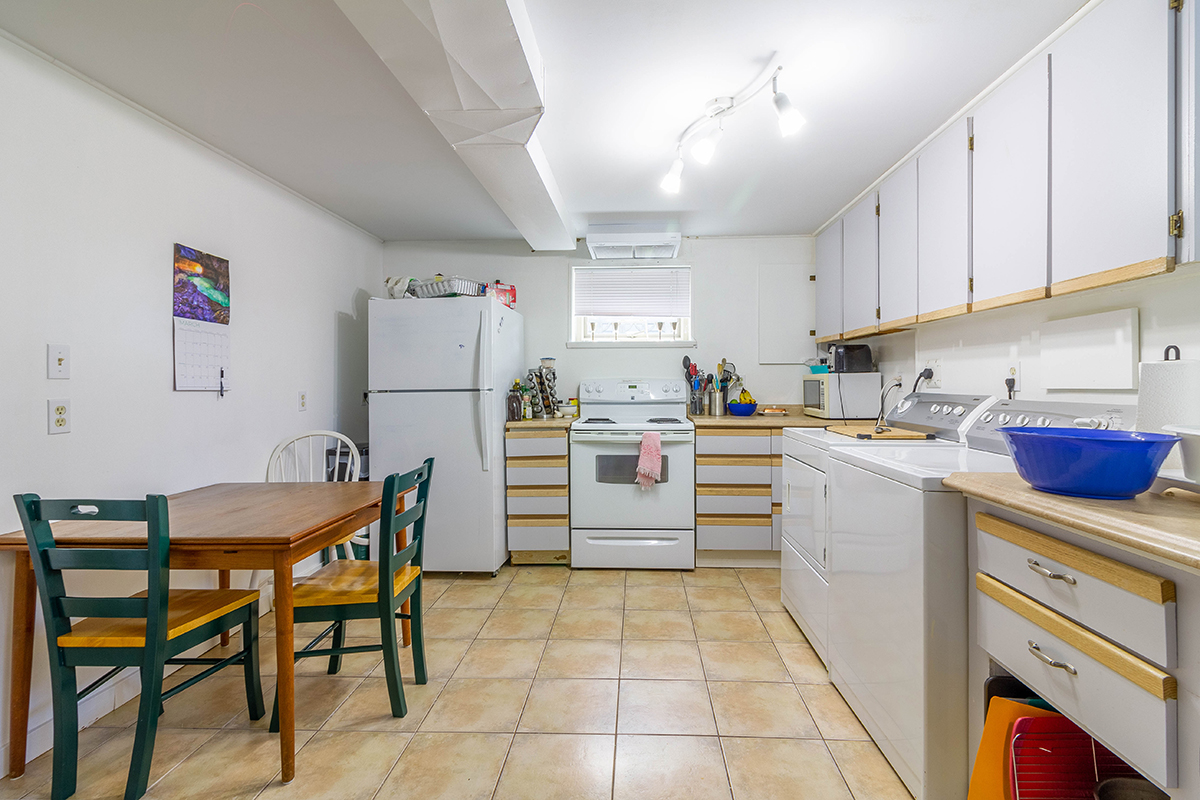 4666 Highlawn Drive, Burnaby North 22