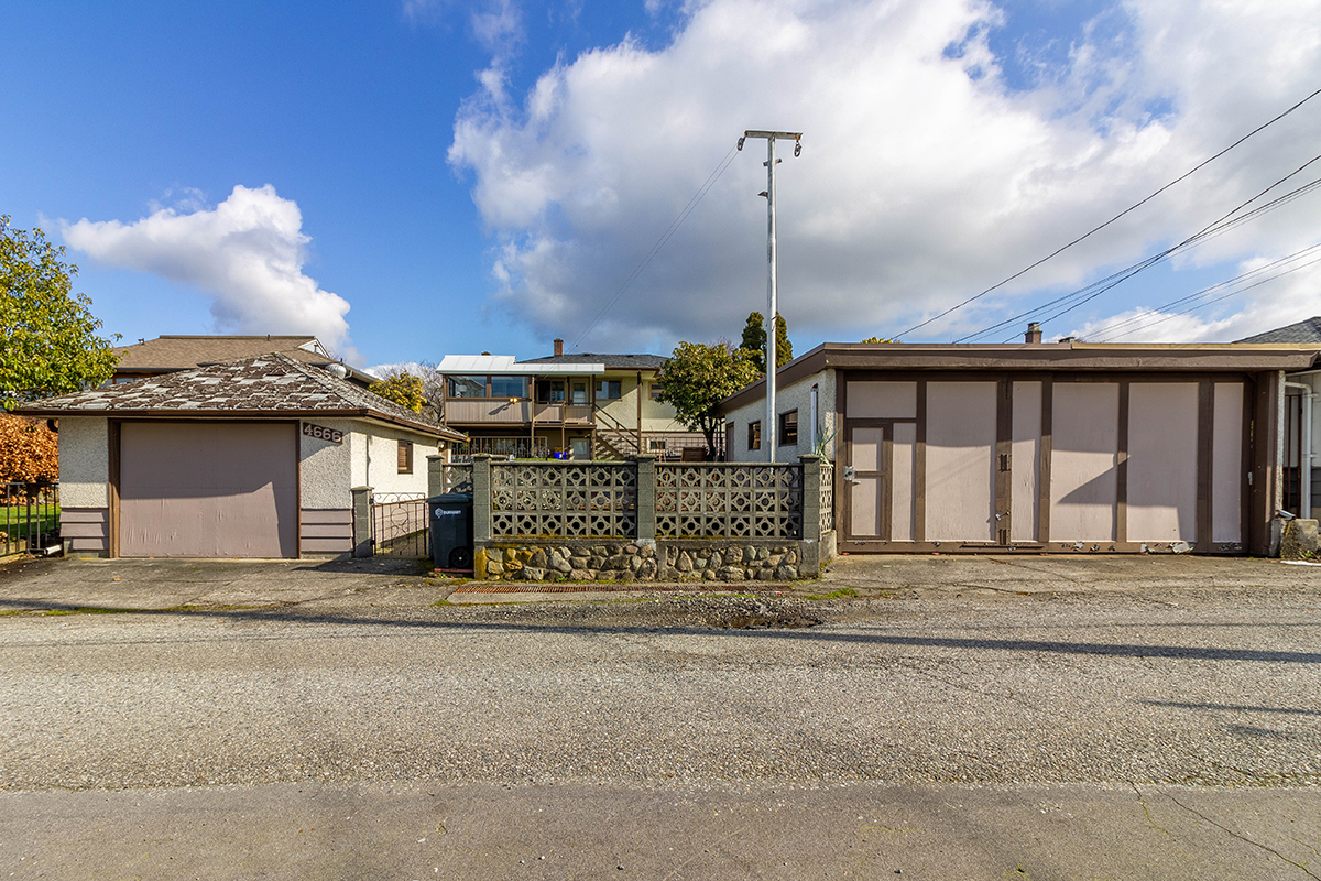4666 Highlawn Drive, Burnaby North 23