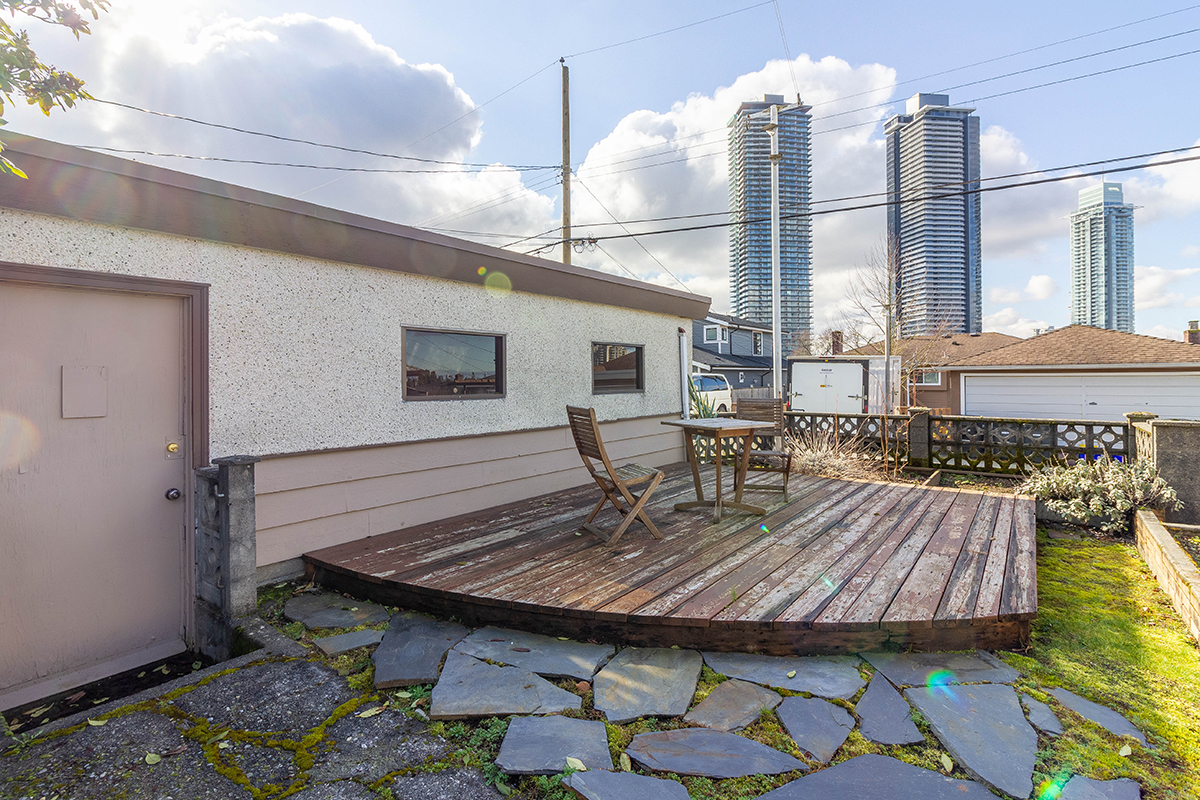 4666 Highlawn Drive, Burnaby North 25