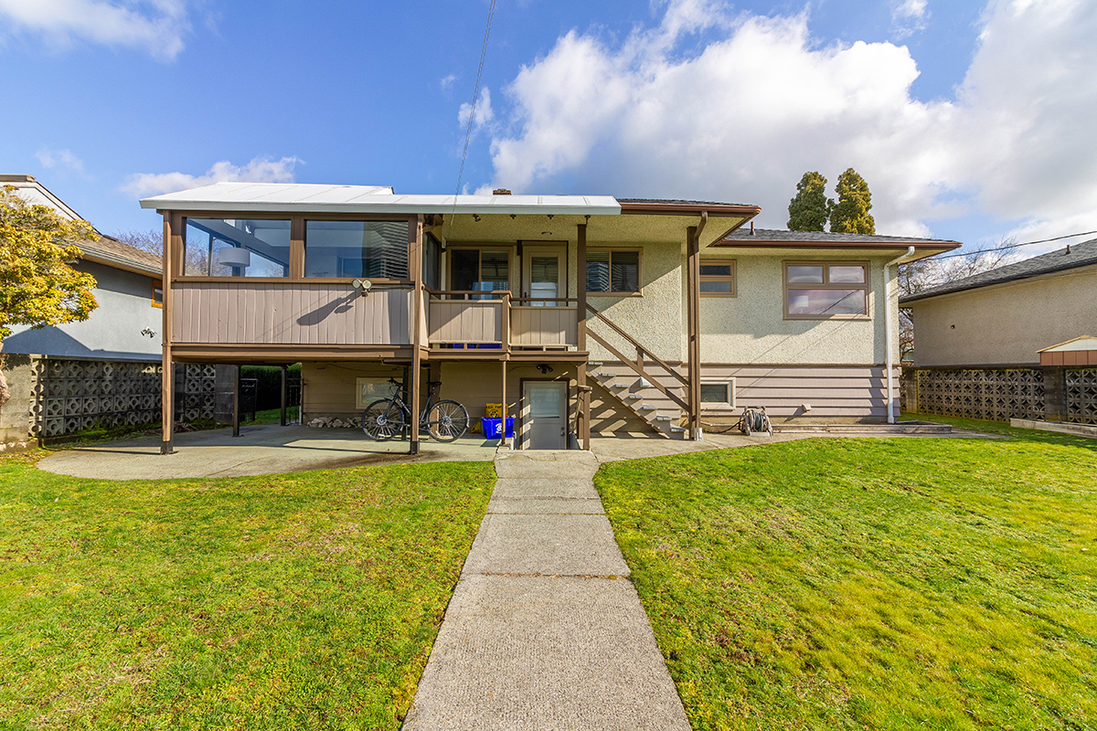 4666 Highlawn Drive, Burnaby North 27