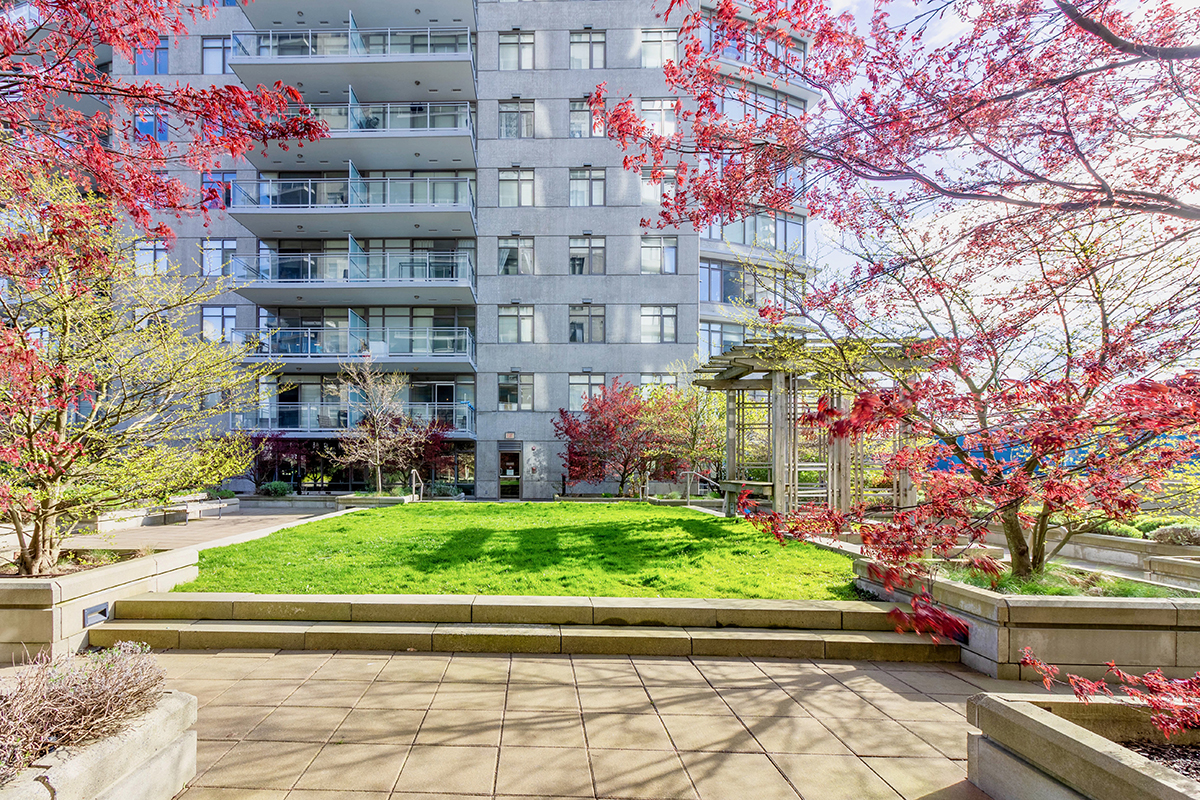 2605 898 Carnarvon Street, New Westminster 17