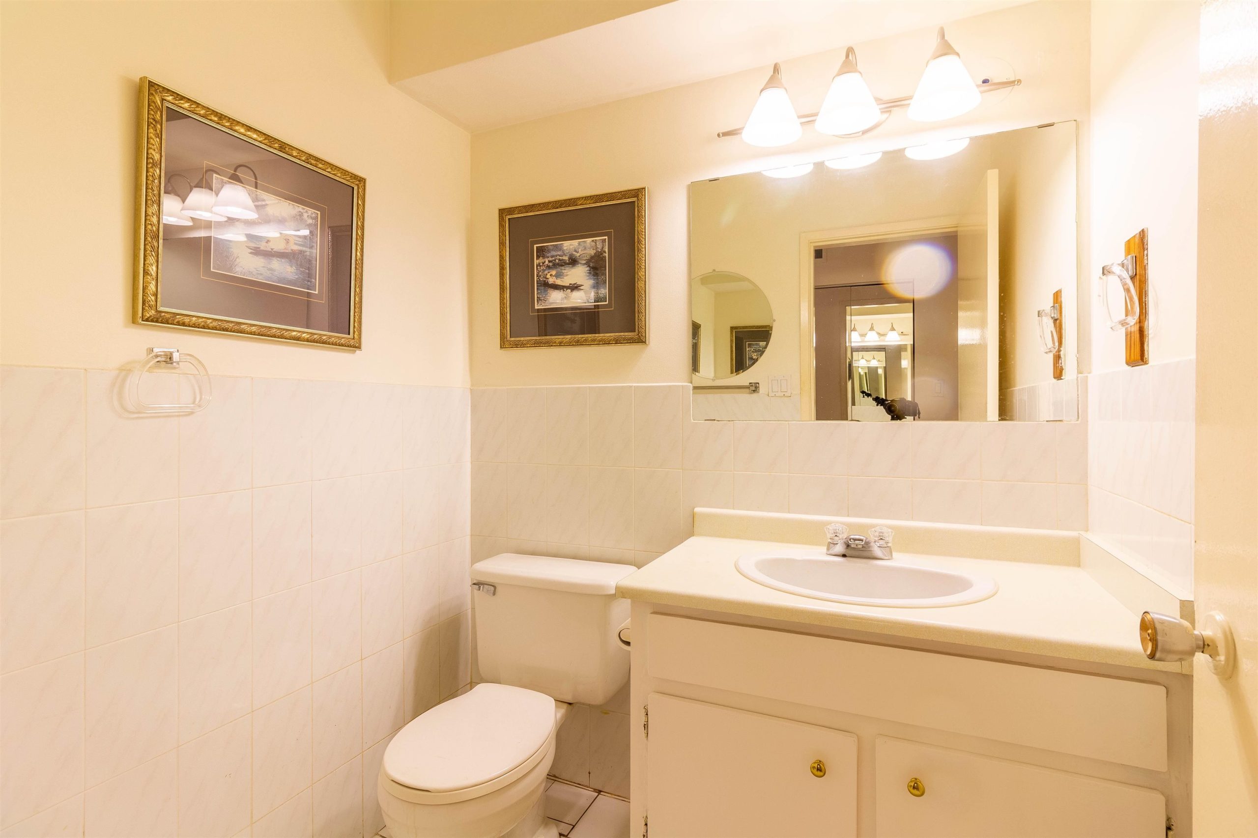 7336 Coronado Drive, Burnaby 25