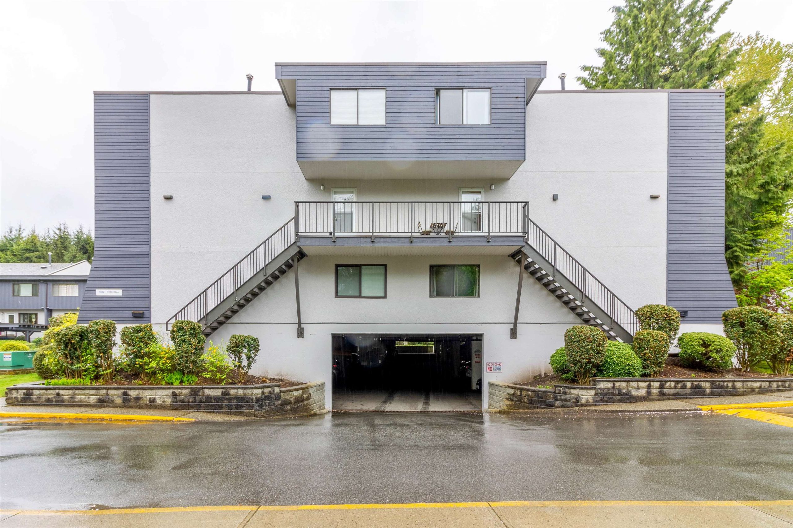 7336 Coronado Drive, Burnaby 32