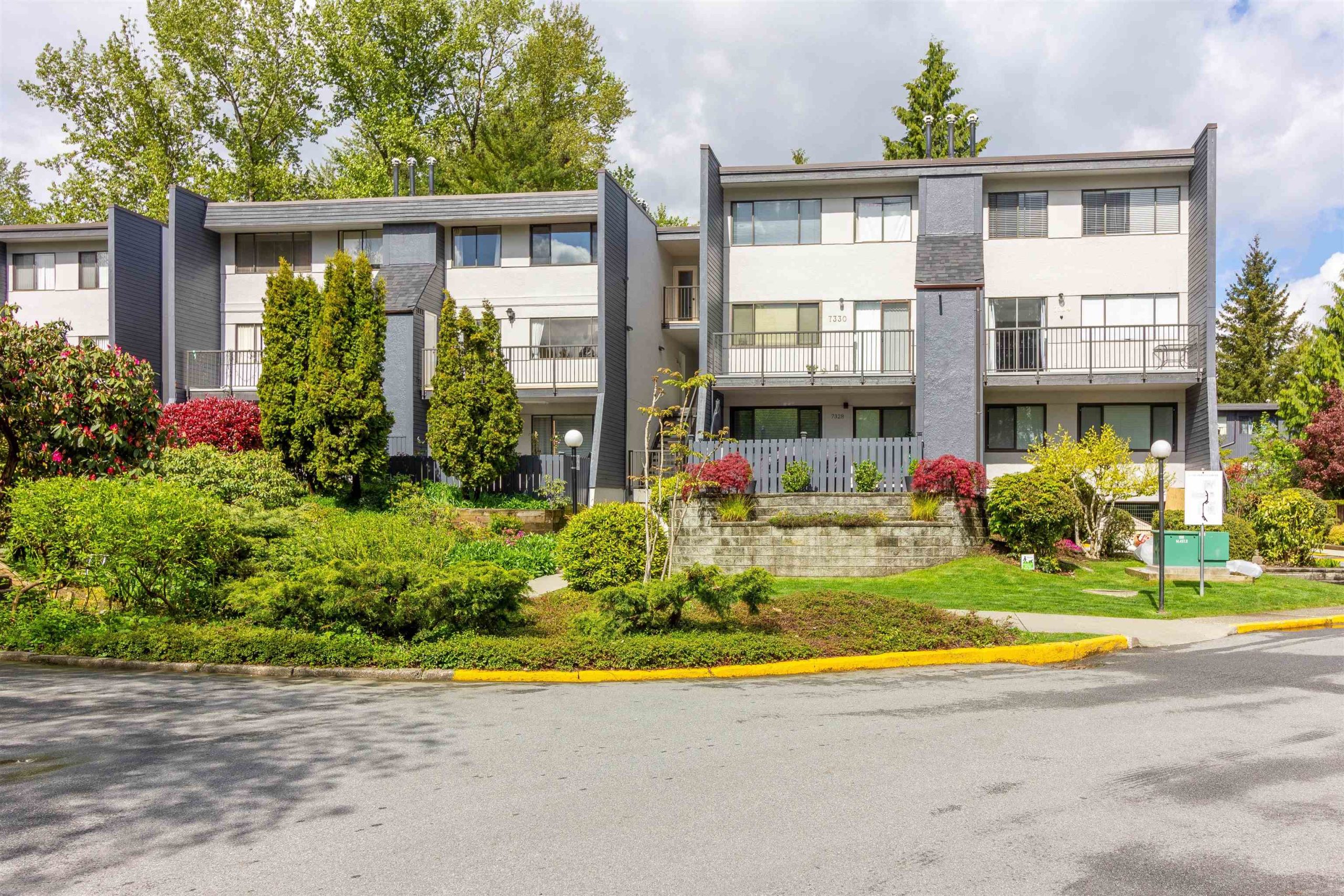 7336 Coronado Drive, Burnaby 34
