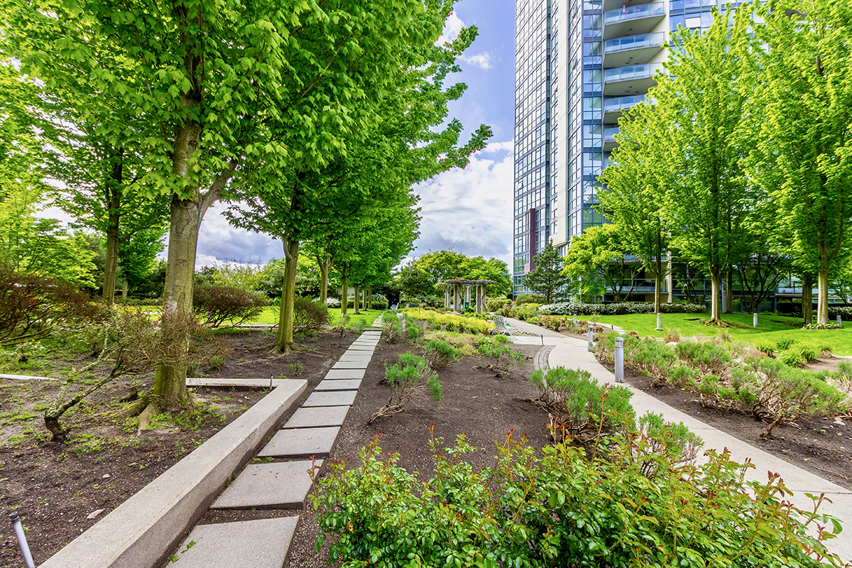 307 2225 Holdom Avenue, Burnaby 34
