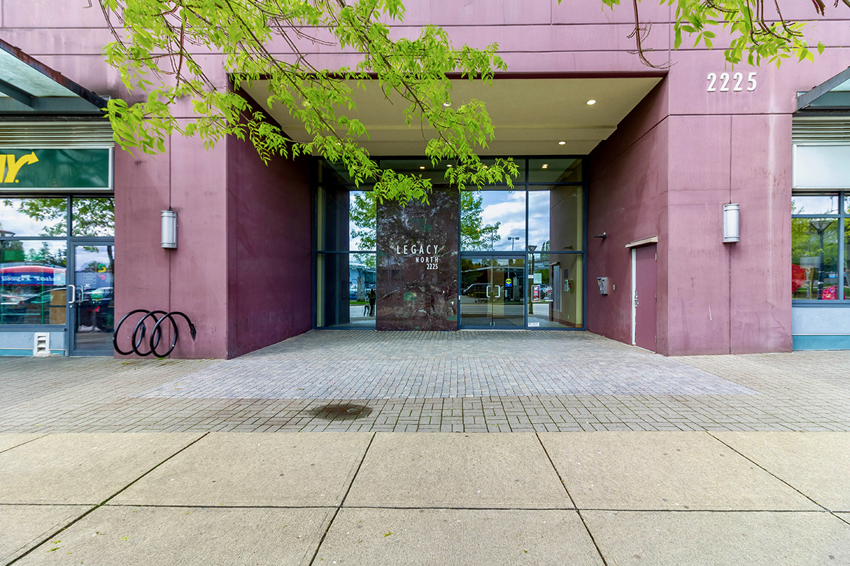 307 2225 Holdom Avenue, Burnaby 37