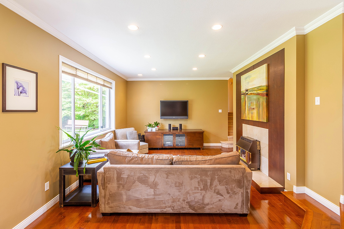 7305 Queenston Court, Burnaby 14