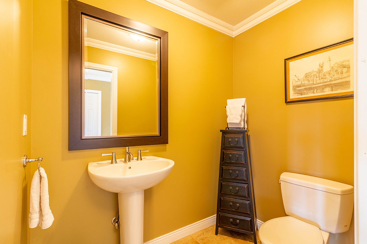 7305 Queenston Court, Burnaby 16